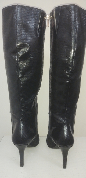 SOLD - Picture 4 of 10